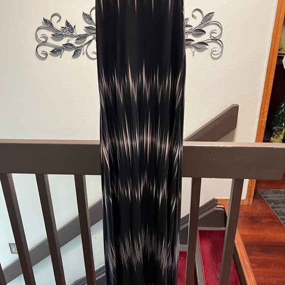 Chic Black and Orange Maxi Dress Size Medium #136 - Picture 7 of 10